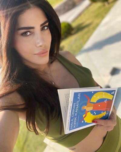 Ela Rümeysa Cebeci seksi ifşa fotoğrafı 93