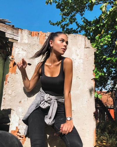 Ela Yörüklü seksi ifşa fotoğrafı 112