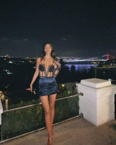 Ela Yörüklü seksi ifşa fotoğrafı 35