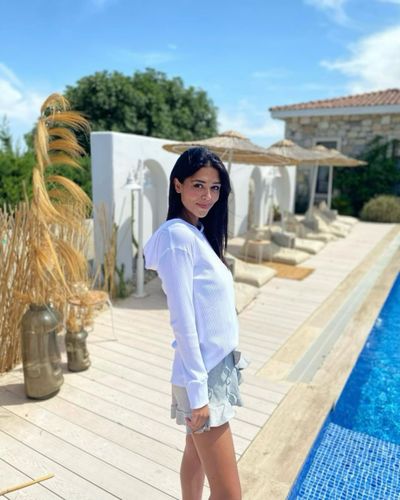 Ela Yörüklü seksi ifşa fotoğrafı 79