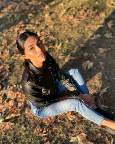 Ela Yörüklü seksi ifşa fotoğrafı 81