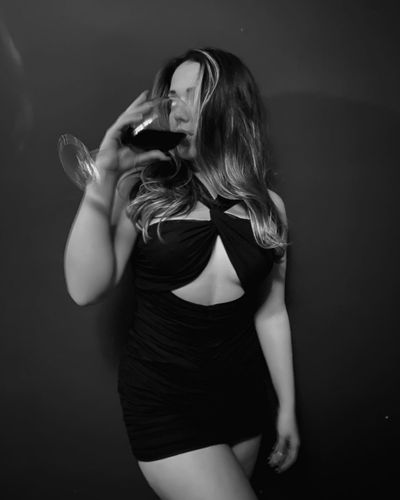 Elanur Pat seksi ifşa fotoğrafı 100