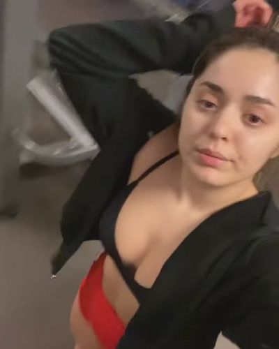 Elanur Pat seksi ifşa fotoğrafı 105