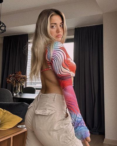 Elanur Pat seksi ifşa fotoğrafı 117