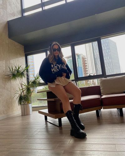 Elanur Pat seksi ifşa fotoğrafı 123