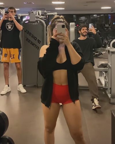 Elanur Pat seksi ifşa fotoğrafı 126