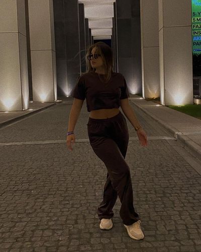 Elanur Pat seksi ifşa fotoğrafı 129
