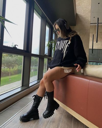 Elanur Pat seksi ifşa fotoğrafı 30505