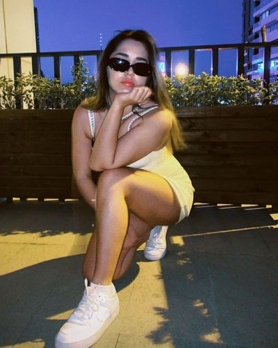 Elanur Pat seksi ifşa fotoğrafı 30492