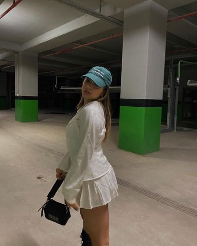 Elanur Pat seksi ifşa fotoğrafı 30354