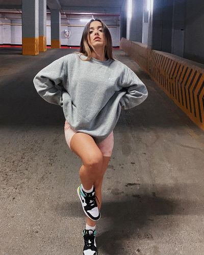 Elanur Pat seksi ifşa fotoğrafı 30311