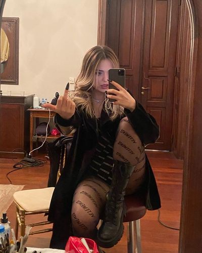 Elanur Pat seksi ifşa fotoğrafı 30297