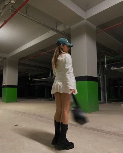 Elanur Pat seksi ifşa fotoğrafı 30283