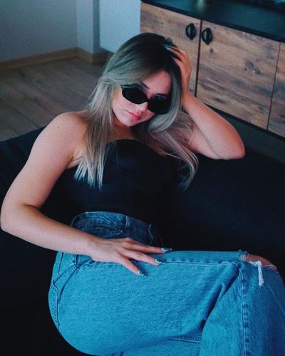Elanur Pat seksi ifşa fotoğrafı 30277