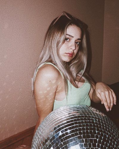 Elanur Pat seksi ifşa fotoğrafı 443