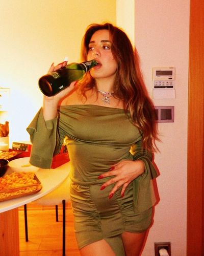 Elanur Pat seksi ifşa fotoğrafı 526