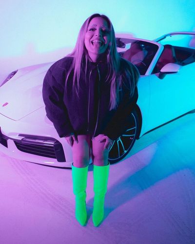 Elanur Pat seksi ifşa fotoğrafı 77