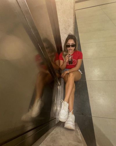 Elanur Pat seksi ifşa fotoğrafı 89