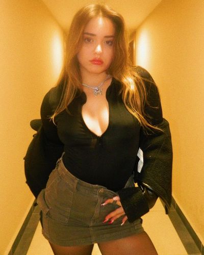 Elanur Pat seksi ifşa fotoğrafı 9