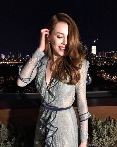 Elçin Sangu seksi ifşa fotoğrafı 110