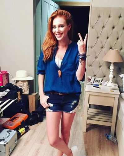 Elçin Sangu seksi ifşa fotoğrafı 136