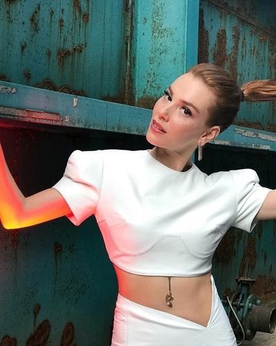 Elçin Sangu seksi ifşa fotoğrafı 146