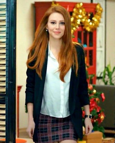 Elçin Sangu seksi ifşa fotoğrafı 148