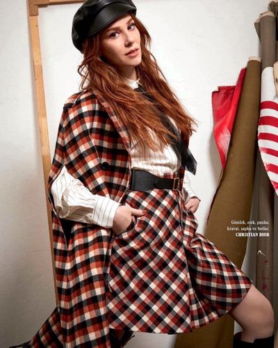 Elçin Sangu seksi ifşa fotoğrafı 158