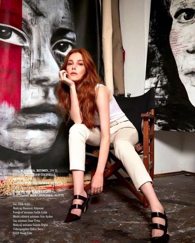 Elçin Sangu seksi ifşa fotoğrafı 159