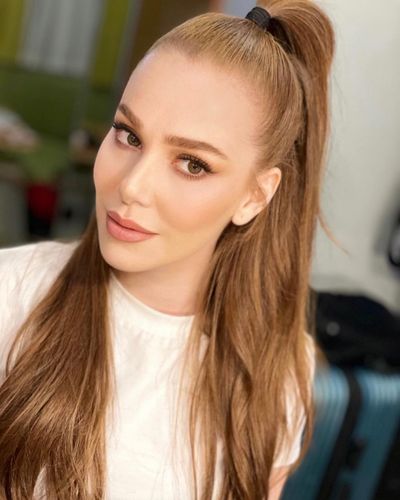 Elçin Sangu seksi ifşa fotoğrafı 51