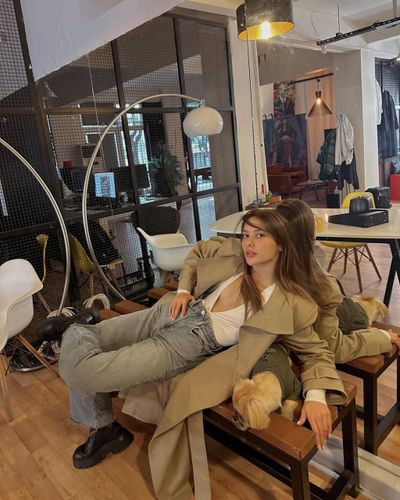 Elçin Zehra İrem seksi ifşa fotoğrafı 16