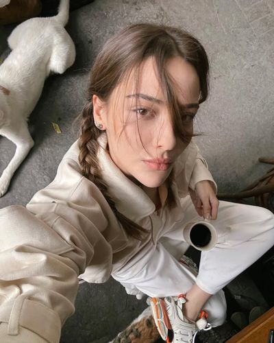Elçin Zehra İrem seksi ifşa fotoğrafı 24