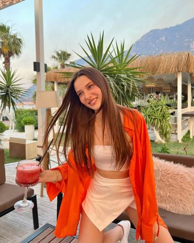 Elçin Zehra İrem seksi ifşa fotoğrafı 35