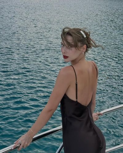 Elçin Zehra İrem seksi ifşa fotoğrafı 53