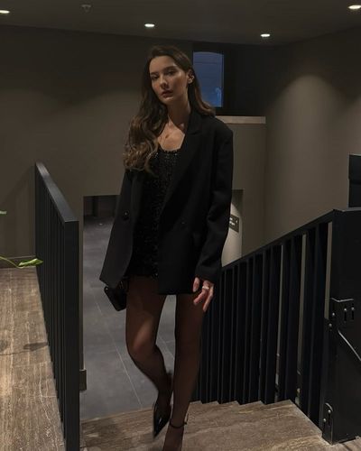 Elçin Zehra İrem seksi ifşa fotoğrafı 57