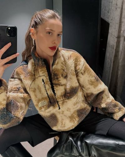 Elçin Zehra İrem seksi ifşa fotoğrafı 63
