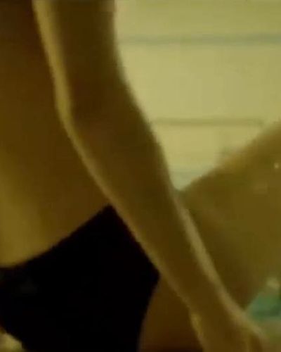 Esila Umut seksi ifşa fotoğrafı 4 — Kin (2019)
