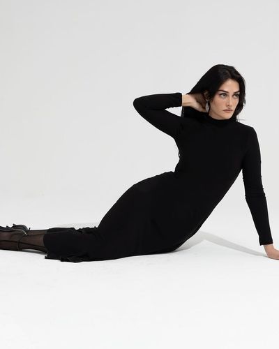 Esra Bilgiç seksi ifşa fotoğrafı 85499