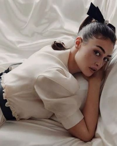 Esra Bilgiç seksi ifşa fotoğrafı 85434