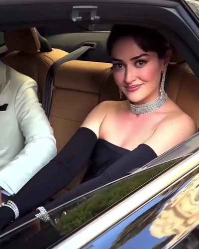 Esra Bilgiç seksi ifşa fotoğrafı 85428