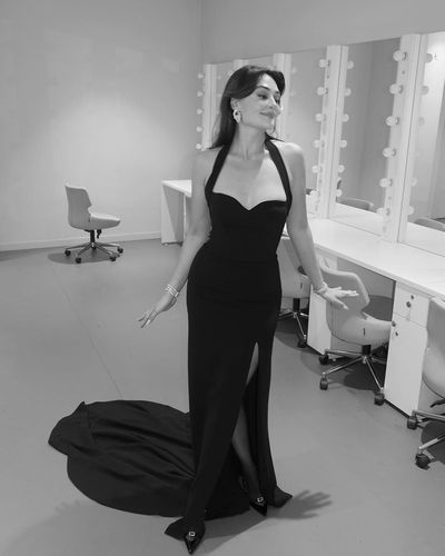 Esra Bilgiç seksi ifşa fotoğrafı 85411