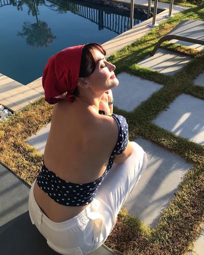 Esra Bilgiç seksi ifşa fotoğrafı 85398