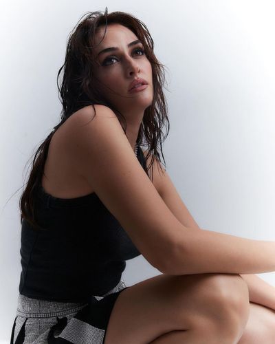 Esra Bilgiç seksi ifşa fotoğrafı 85391