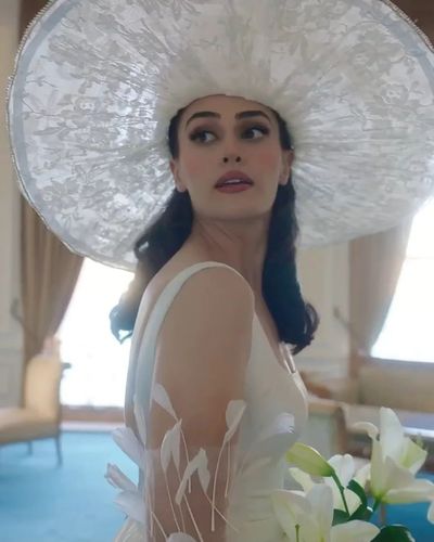 Esra Bilgiç seksi ifşa fotoğrafı 85322