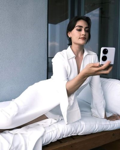 Esra Bilgiç seksi ifşa fotoğrafı 85286