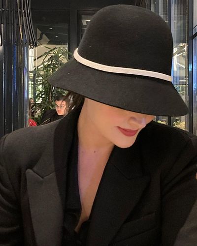 Esra Bilgiç seksi ifşa fotoğrafı 85285