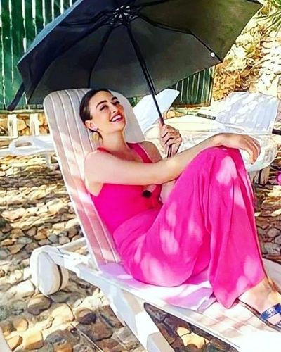 Esra Bilgiç seksi ifşa fotoğrafı 85282