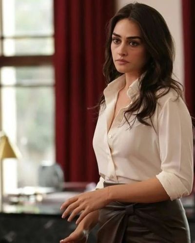 Esra Bilgiç seksi ifşa fotoğrafı 85222