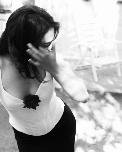 Esra Bilgiç seksi ifşa fotoğrafı 85210