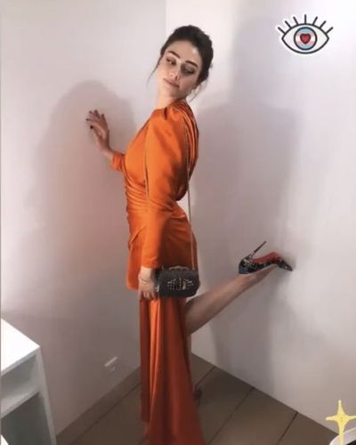 Esra Bilgiç seksi ifşa fotoğrafı 85171